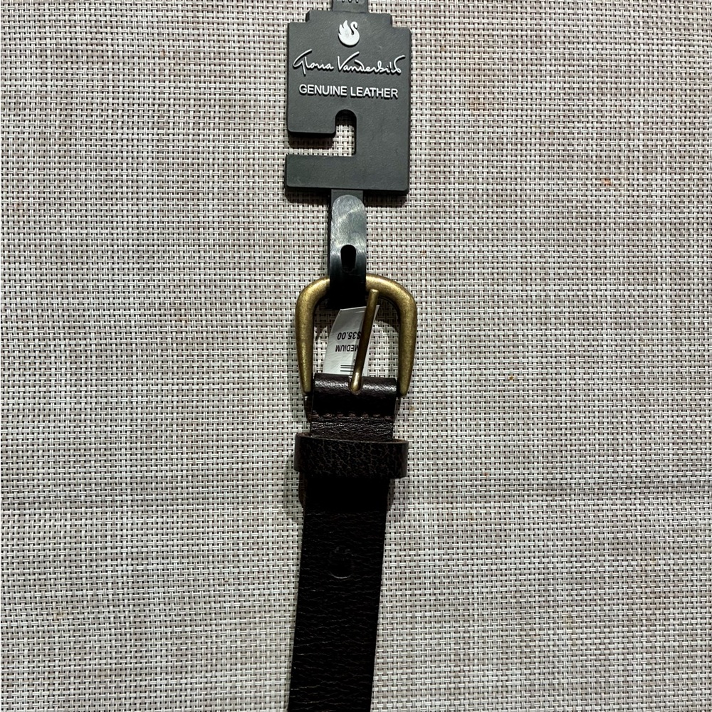 Gloria Vanderbilt brown Leather Belt with Brass Buckle